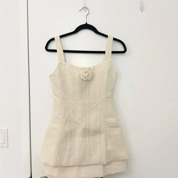 Heiress Beverly Hills The Boucle Flower Mini Dress - Picture 2 of 5